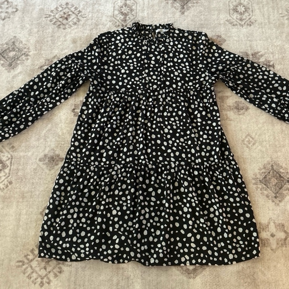 Solution Size Large Loose Fit Elegant Black and White Polka Dot Mini Dress Party